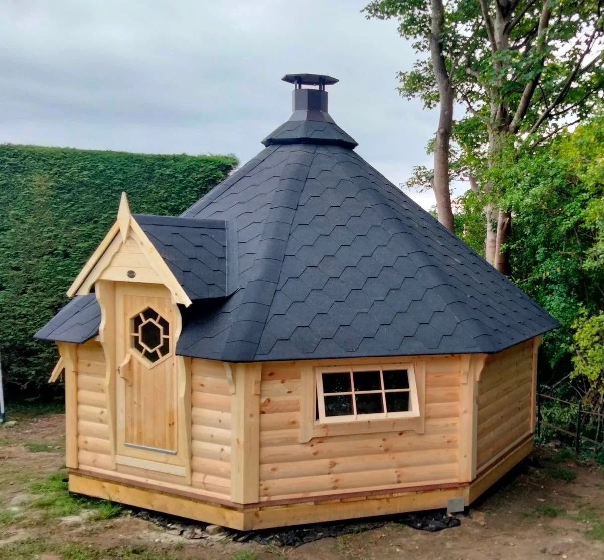 16.5 M² Grill Cabin - Grand Outdoor Gathering Space