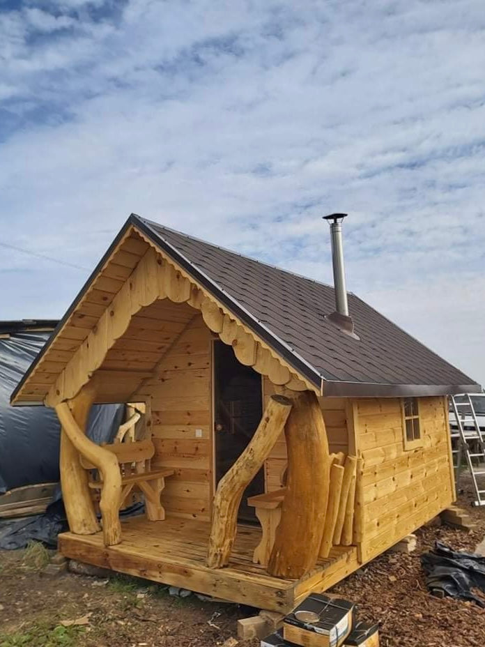 3.1m x 2.1m Thermo-Wood Sauna – Scandinavian Elegance with a Carved Wood Terrace