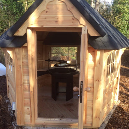 4.5 m² Grill Cabin – Cosy Outdoor Retreat